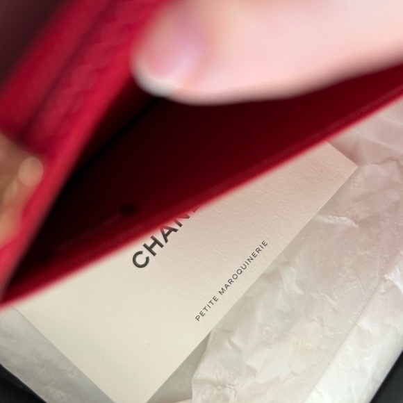 Chanel Boy WOC new condition - Picture 9 of 16